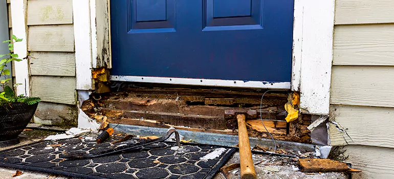 Broken Door Jamb Repair in Fort Lauderdale, FL