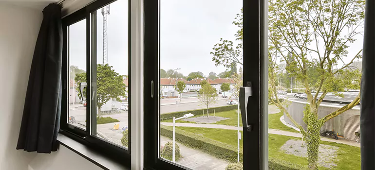 Aluminum End Vent Slider Windows in Fort Lauderdale, FL