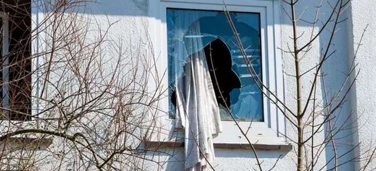 Storm Window Installation Contractors in Fort Lauderdale, FL