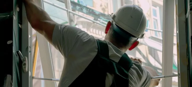 Install Exterior Storm Windows in Fort Lauderdale, FL