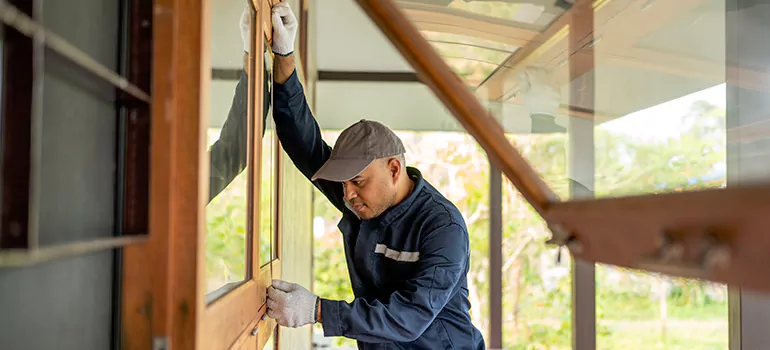 Double Hung Vinyl Window Sash Replacement in Fort Lauderdale, FL
